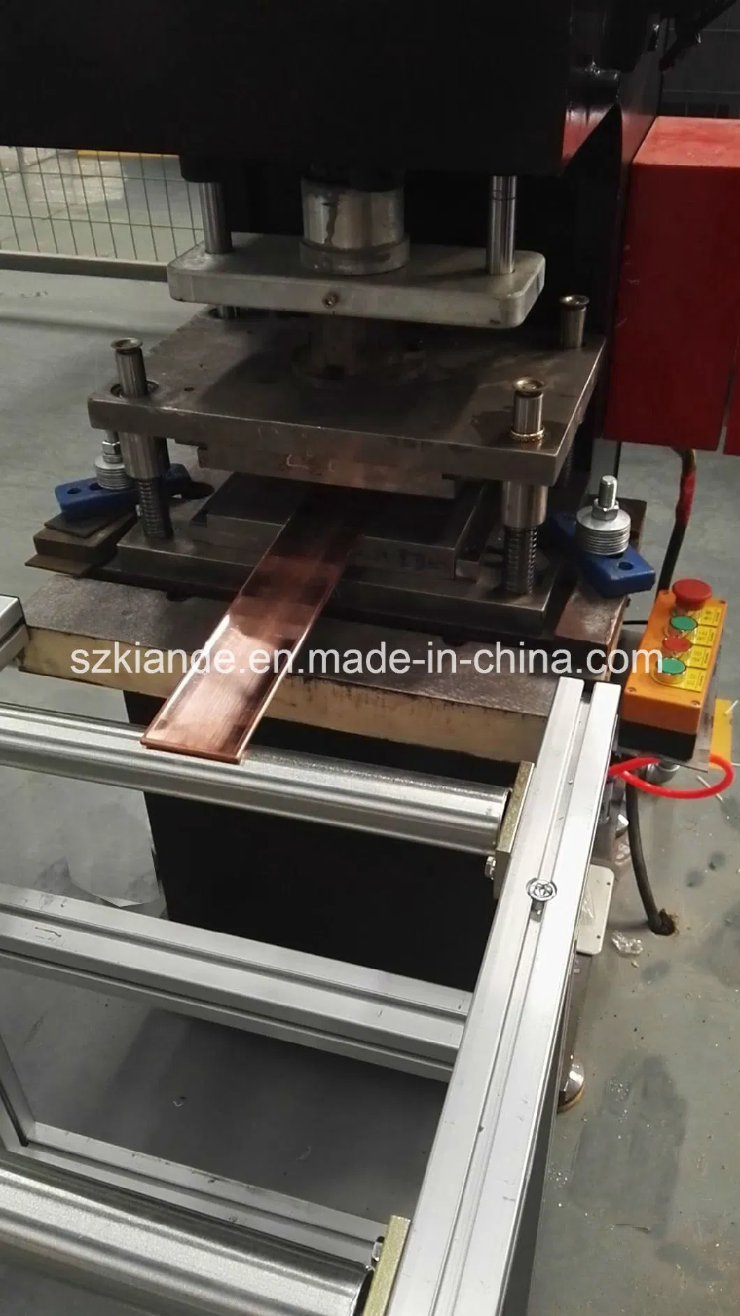 Hot Sale New Brand Punch Machine for Sandwich Busbar System